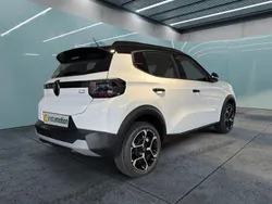 Weiß Gebraucht 2024 Citroën C3 Kleinwagen | 19.499 € (Etwas zu teuer)
