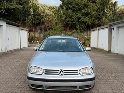 Silber Gebraucht 2002 VW Golf IV Kombi | 1.699 € (Fairer Preis)