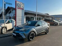 Grau Gebraucht 2022 Toyota C-HR Sport SUV | 25.790 € (Etwas zu teuer)