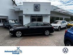 Mythosschwarz metallic (metallic) Gebraucht 2021 Audi A4 Advanced Kombi | 26.300 € (Etwas zu teuer)