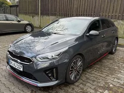 Grau Gebraucht 2020 Kia ProCeed GT Kleinwagen | 18.400 € (Superpreis)