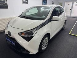 Weiß Gebraucht 2019 Toyota Aygo Kleinwagen | 4.990 € (Fairer Preis)