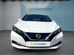 Weiß Gebraucht 2022 Nissan Leaf Acenta Kleinwagen | 14.699 € (Guter Preis)