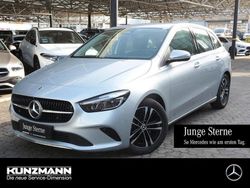 Hightechsilber metallic metallic Gebraucht 2024 Mercedes 220 Progressive Limousine | 30.980 € (Guter Preis)