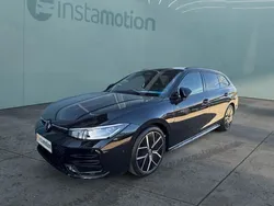 Schwarz Gebraucht 2024 VW Passat R-line Kombi | 50.790 €