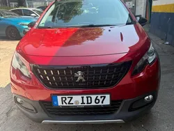 Rot Gebraucht 2016 Peugeot 2008 GT-line SUV | 9.350 € (Fairer Preis)