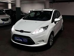 Weiß Gebraucht 2010 Ford Fiesta Trend Kleinwagen | 4.200 € (Fairer Preis)