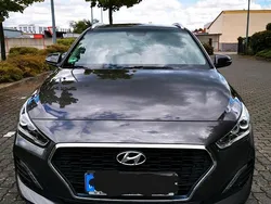 Braun Gebraucht 2019 Hyundai i30 Turbo Kombi | 14.300 € (Fairer Preis)