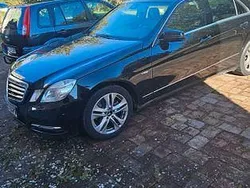 Schwarz Gebraucht 2012 Mercedes E220 Elegance Limousine | 11.500 € (Fairer Preis)