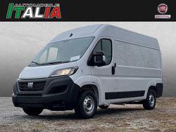 Weiß Gebraucht 2024 Fiat Ducato Van | 31.290 € (Guter Preis)
