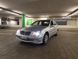 Silber Gebraucht 2004 Mercedes C200 Elegance Limousine | 5.499 € (Etwas zu teuer)