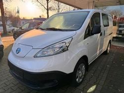 Weiß Gebraucht 2018 Nissan e-NV200 Comfort Van / Kleinbus | 8.990 € (Superpreis)