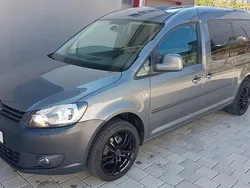 Grau Gebraucht 2011 VW Caddy Maxi Trendline Van / Kleinbus | 5.300 € (Guter Preis)