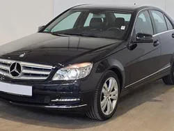 Obsidianschwarz Gebraucht 2010 Mercedes C300 Limousine | 16.900 € (Teuer)
