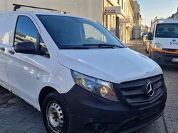 Weiß Gebraucht 2015 Mercedes Vito Van / Kleinbus | 6.599 € (Guter Preis)