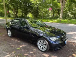 Blau Gebraucht 2006 BMW 325 Limousine | 7.200 € (Fairer Preis)