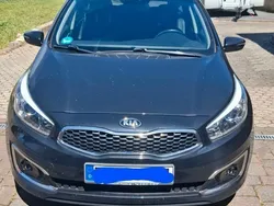 Schwarz Gebraucht 2018 Kia Ceed Sportswagon Edition 7 Kombi | 12.800 € (Fairer Preis)