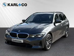 Grau Gebraucht 2022 BMW 320 Sport Line Kombi | 29.998 € (Fairer Preis)