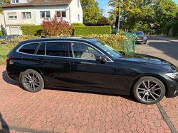 Schwarz Gebraucht 2020 BMW 320 Kombi | 22.222 € (Fairer Preis)