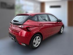 Metallic Gebraucht 2022 Hyundai i20 Comfort | 15.810 € (Fairer Preis)