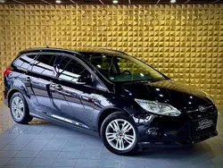 Schwarz Gebraucht 2013 Ford Focus Kombi | 5.100 € (Fairer Preis)
