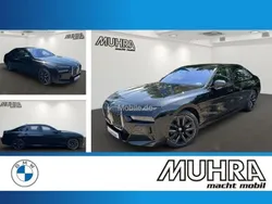 Schwarz Gebraucht 2024 BMW 750e Executive Limousine | 95.880 € (Guter Preis)