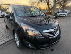 Schwarz Gebraucht 2015 Opel Meriva Innovation Van / Kleinbus | 5.480 € (Guter Preis)