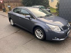Blau Gebraucht 2010 Toyota Avensis Limousine | 7.000 €