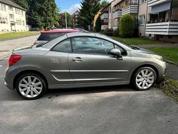 Andere außenfarben Gebraucht 2008 Peugeot 207 CC Platinum Cabrio | 2.950 € (Guter Preis)