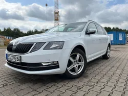 Weiß Gebraucht 2019 Skoda Octavia Style Kombi | 11.865 € (Superpreis)