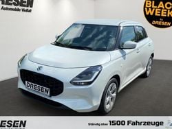 Weiß Gebraucht 2025 Suzuki Swift Comfort Limousine | 19.690 € (Fairer Preis)