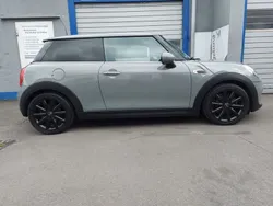 Grau Gebraucht 2016 Mini ONE Kleinwagen | 12.499 € (Etwas zu teuer)