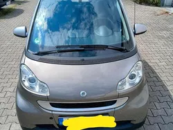 Grau Gebraucht 2010 Smart ForTwo Cabrio Cabrio | 6.300 €