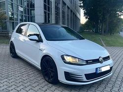 Weiß Gebraucht 2015 VW Golf VII Sportline Kleinwagen | 12.200 € (Fairer Preis)