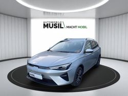 Dover white Gebraucht 2023 MG MG5 EV Luxury Kombi | 39.990 €