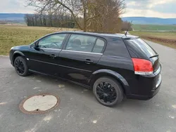 Schwarz Gebraucht 2007 Opel Signum Kombi | 2.500 € (Guter Preis)