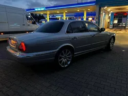 Silber Gebraucht 2004 Jaguar XJ8 Limousine | 4.000 €
