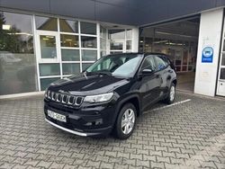 Schwarz (solid black) Neu 2024 Jeep Compass Altitude SUV | 35.300 € (Fairer Preis)