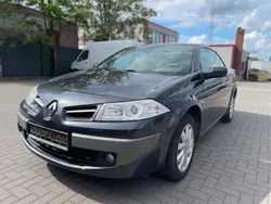 Grau Gebraucht 2008 Renault Mégane Cabriolet Dynamique Cabrio | 2.000 € (Fairer Preis)