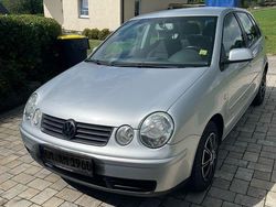 Silber Gebraucht 2004 VW Polo Cricket Limousine | 1.750 € (Etwas zu teuer)
