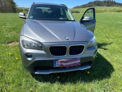 Grau Gebraucht 2011 BMW X1 SUV | 8.350 € (Fairer Preis)