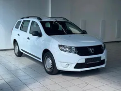 Weiß Gebraucht 2010 Dacia Logan MCV Kombi | 2.500 €