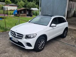 Weiß Gebraucht 2016 Mercedes GLC250 AMG line SUV | 23.700 € (Fairer Preis)