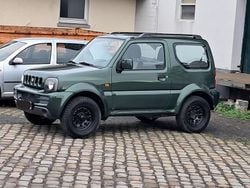 Grün Gebraucht 2009 Suzuki Jimny SUV | 9.000 € (Fairer Preis)