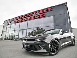 Onyx schwarz metallic Gebraucht 2018 Chevrolet Camaro Cabrio | 51.790 € (Teuer)