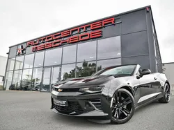 Onyx schwarz metallic Gebraucht 2018 Chevrolet Camaro Cabrio | 52.790 € (Teuer)