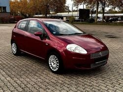 Rot Gebraucht 2009 Fiat Grande Punto Dynamic Kleinwagen | 2.350 € (Fairer Preis)