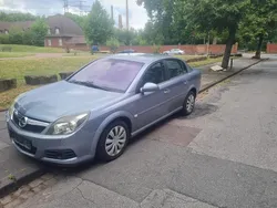 Silber Gebraucht 2008 Opel Vectra Limousine | 1.999 €
