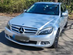 Grau Gebraucht 2009 Mercedes C200 Limousine | 8.000 € (Fairer Preis)