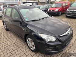 Stone black Gebraucht 2011 Hyundai i30 Edition Kombi | 2.600 € (Guter Preis)